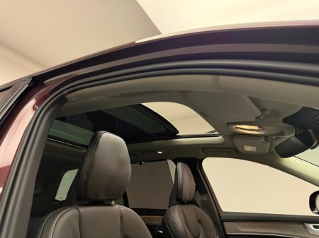 2025 Volvo XC90 - thumbnail 12