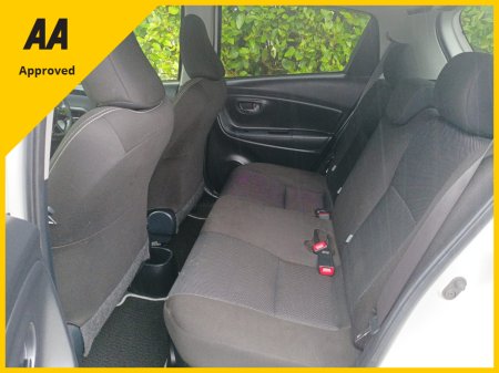 2019 Toyota Yaris 1.5 PETROL HYBRID AUTOMATIC ONLY 53,817kms JUST FULLY SERVICED INCLUDING 4 NEW TYRES 2 YEARS NCT 1 YEAR ROAD TAX HIGH SPEC CAR REVERSE CAMERA LARGE TOUCHSCREEN MULTIMEDIA SYSTEM PARKING SENSORS €17,949 thumbnail