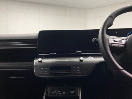 2024 Hyundai Kona 1.6 HYBRID Elegance Auto €29,995 thumbnail