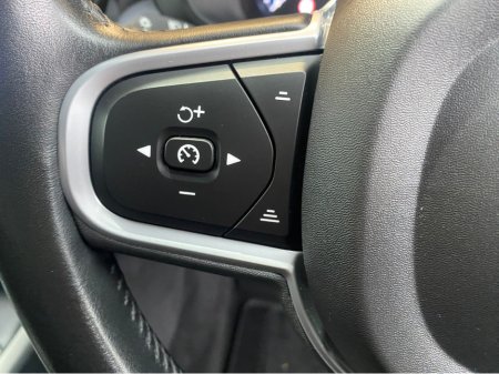 2021 Volvo XC60 - thumbnail 20