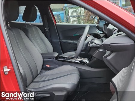 2023 Peugeot 2008 1.2 AUTOMATIC ALLURE Puretech*LOW KMS* €27,950 thumbnail