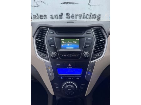 2015 Hyundai Santa Fe 4WD EXECUTIVE 4DR €11,800 thumbnail