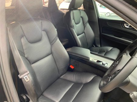 2021 Volvo XC60 - thumbnail 19