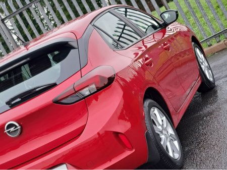 2022 Opel Corsa SC 1.2 75BHP **LED HEADLIGHTS** €16,500 thumbnail