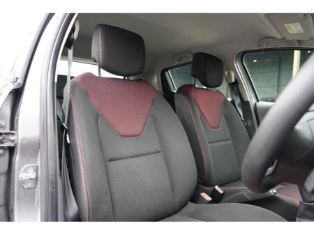 2015 Renault Clio - thumbnail 4