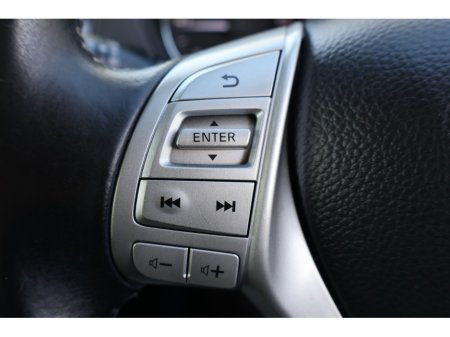 2017 Nissan Qashqai - thumbnail 18