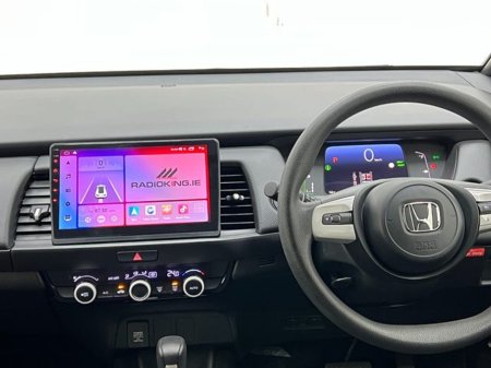 2022 Honda Fit 1.5 e:HEV BASIC Automatic, Reversing camera €17,895 thumbnail