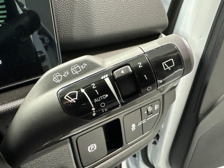 2026 Kia Sportage - thumbnail 17