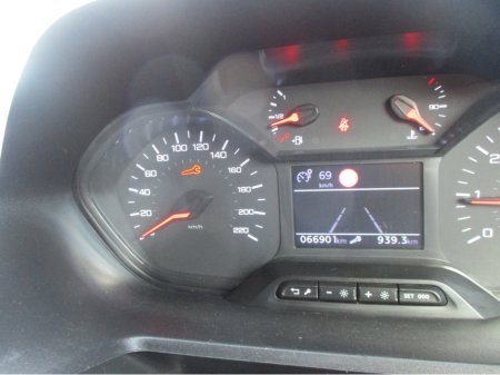 2021 Peugeot Partner 1.5 BLUE HDI 100 LONG BODY 6.2 €15,250 thumbnail