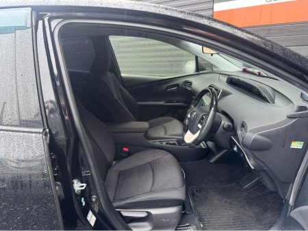 2017 Toyota Prius 1.8 HYBRID 5DR €12,995 thumbnail