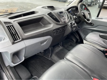 2019 Ford Transit - thumbnail 19