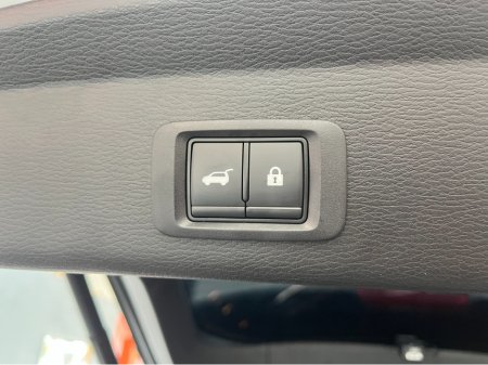 2023 Mitsubishi Outlander - thumbnail 8