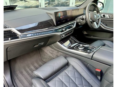2025 BMW X5 XDRIVE50E M SPORT AUTO €102,950