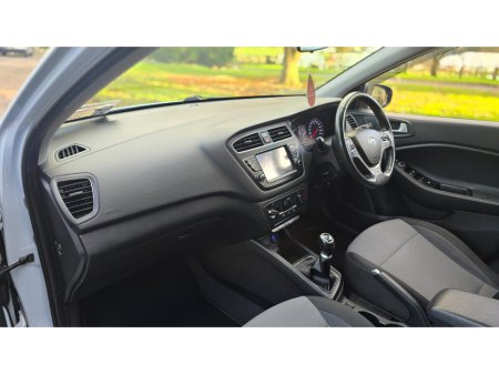 2019 Hyundai i20 - thumbnail 16