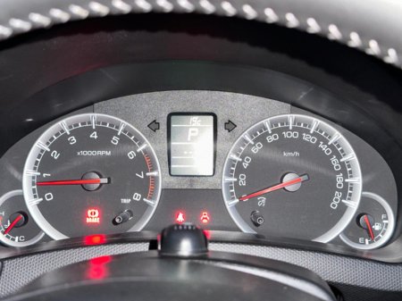 2014 Suzuki Swift - thumbnail 19