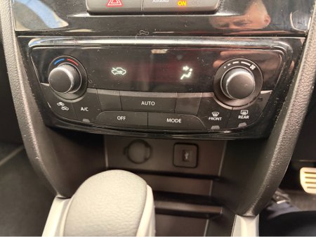 2017 Suzuki Vitara - thumbnail 16