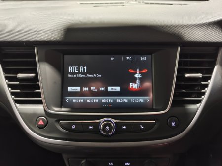 2023 Opel Crossland X - view 4