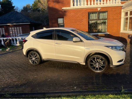 2015 Honda Vezel 1.5 DAA-RU3 5DR AUTOMATIC €14,950