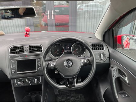 2015 Volkswagen Polo - thumbnail 9