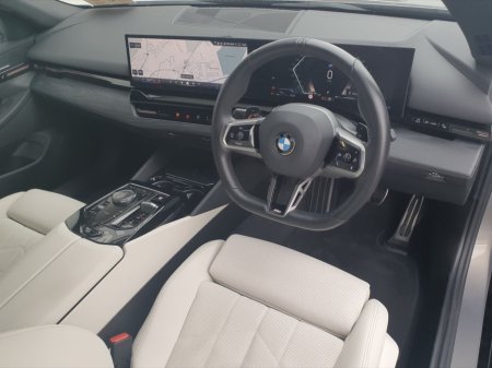 2024 BMW 5 Series - thumbnail 6