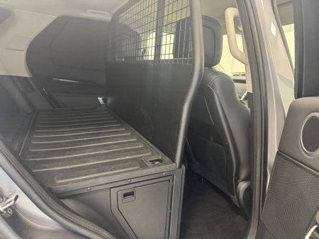 2021 Land Rover Discovery  €41,950 thumbnail