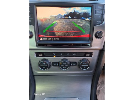 2017 Volkswagen Golf 1.2TSI 3DR 85HP Trendline €14,450 thumbnail