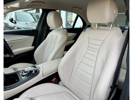 2019 Mercedes-Benz E Class - thumbnail 19