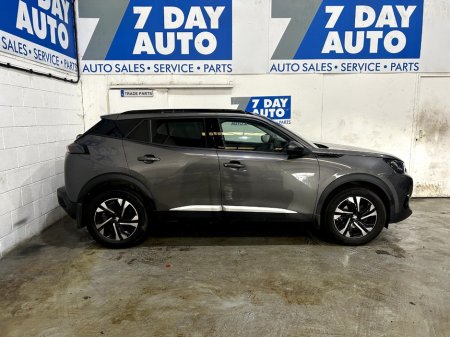 2022 Peugeot 2008 - thumbnail 3