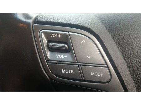 2018 Hyundai Santa Fe **NEW NCT 2028** 2.2 D EXECUTIVE 4WD 5dr - IRISH CAR €19,995 thumbnail