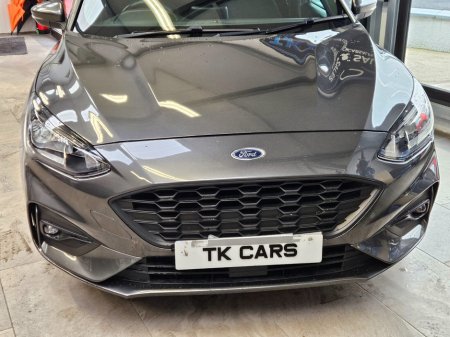 2019 Ford Focus - thumbnail 3