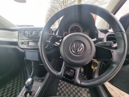 2014 Volkswagen up! - thumbnail 19