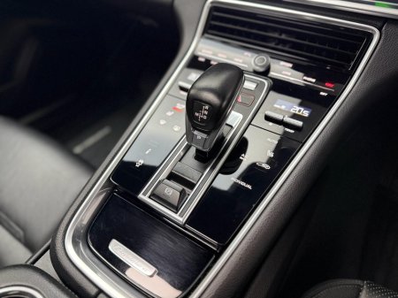 2019 Porsche Panamera - thumbnail 14