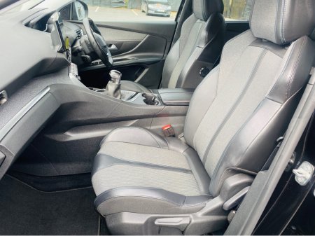 2022 Peugeot 5008 - thumbnail 13