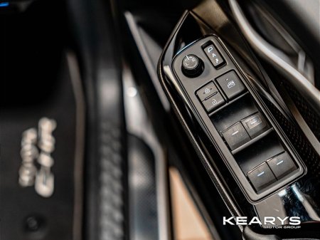 2023 Toyota C-HR - thumbnail 40