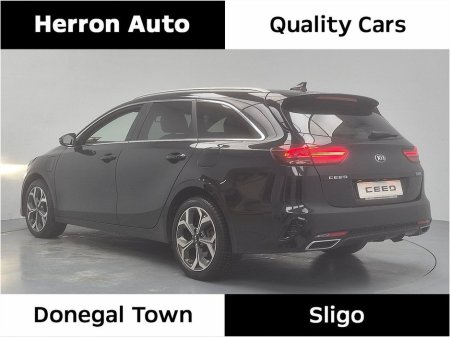 2021 Kia Ceed - thumbnail 3