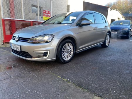 2016 Volkswagen Golf 1.4 GTE NAV S-A 5DR AUTO €11,995
