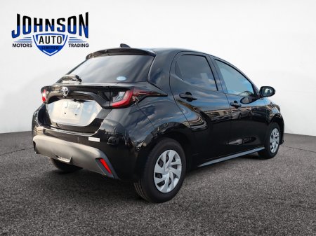 2020 Toyota Yaris - thumbnail 7