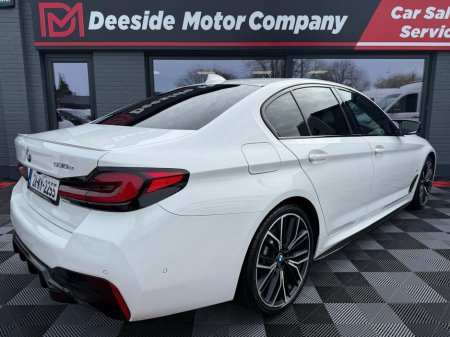 2021 BMW 5 Series - thumbnail 17