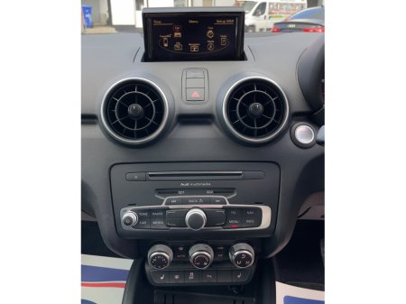 2017 Audi A1 - thumbnail 9