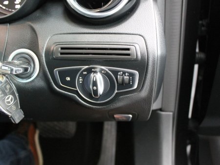 2018 Mercedes-Benz C Class - thumbnail 24