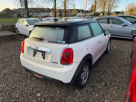 2016 MINI Hatch  €12,995 thumbnail