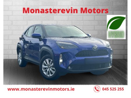 2025 Toyota Yaris Cross LUNA €31,444