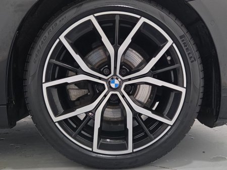 2023 BMW 5 Series - thumbnail 14