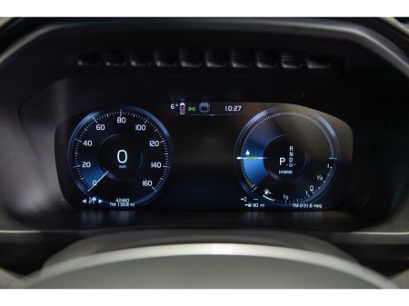 2022 Volvo XC90 PHEV T8 (390hp) R-Design AWD €59,950 thumbnail