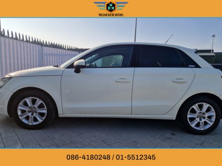 2012 Audi A1 - thumbnail 17