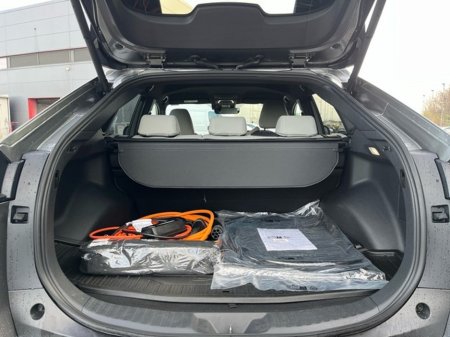 2025 Toyota bZ4X - thumbnail 11