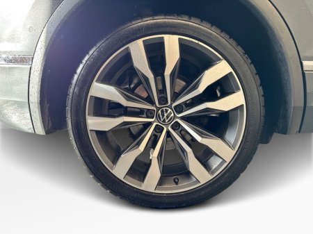 2023 Volkswagen Tiguan - thumbnail 5