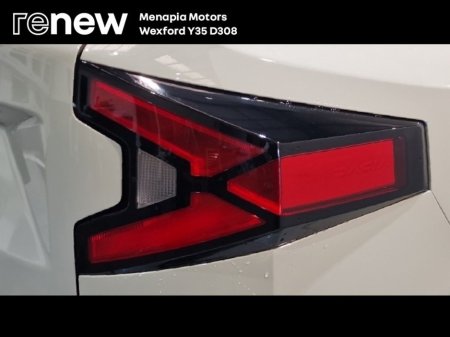 2026 Dacia Duster Extreme HEV 155 €36,135 thumbnail