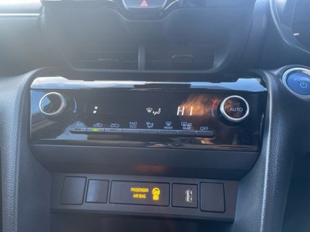 2022 Toyota Yaris Cross - thumbnail 14