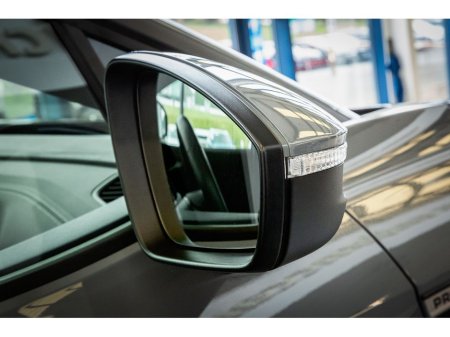 2023 Volkswagen ID.4 - thumbnail 11